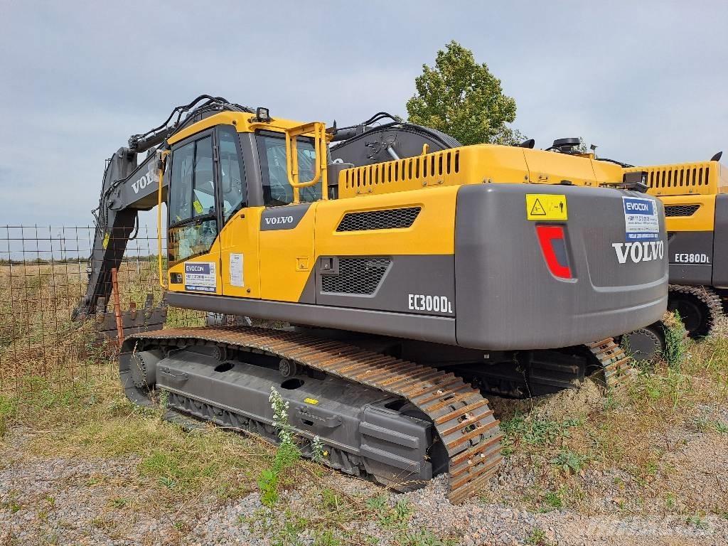 Volvo EC300D L Bageri guseničari