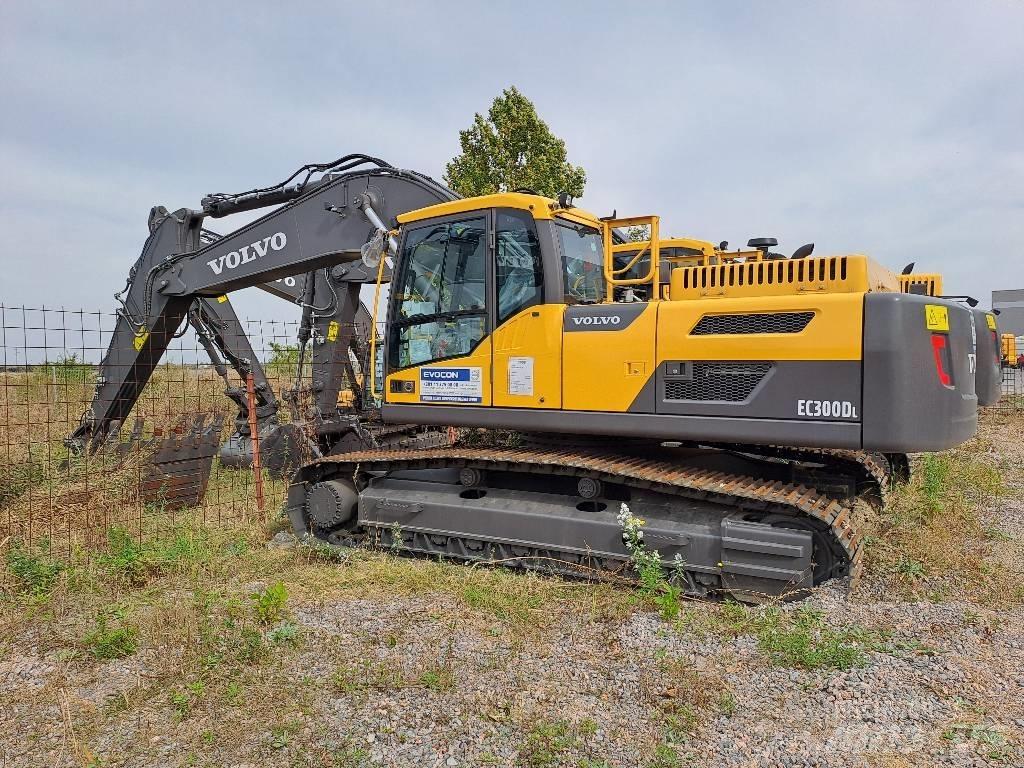 Volvo EC300D L Bageri guseničari