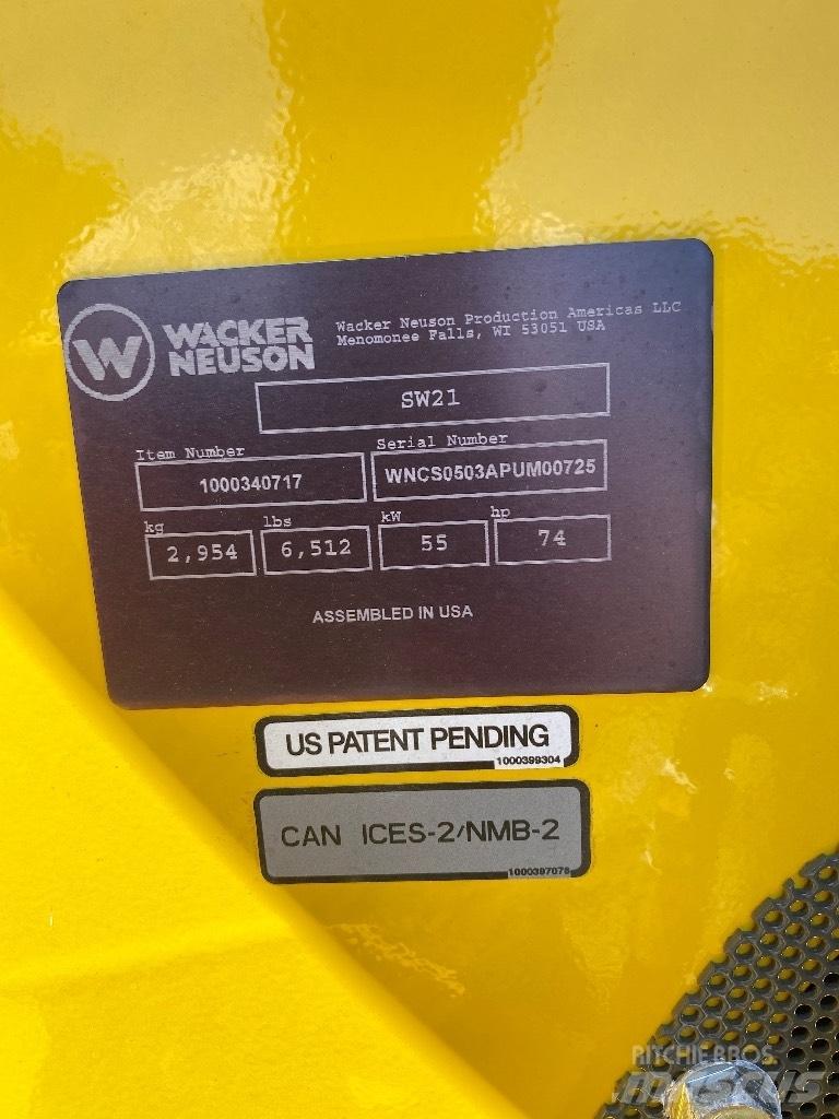 Wacker Neuson SW21 Skid steer mini utovarivači