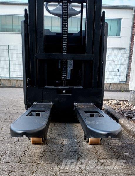 Toyota BT SWE145L Samopogonski ručni viljuškari