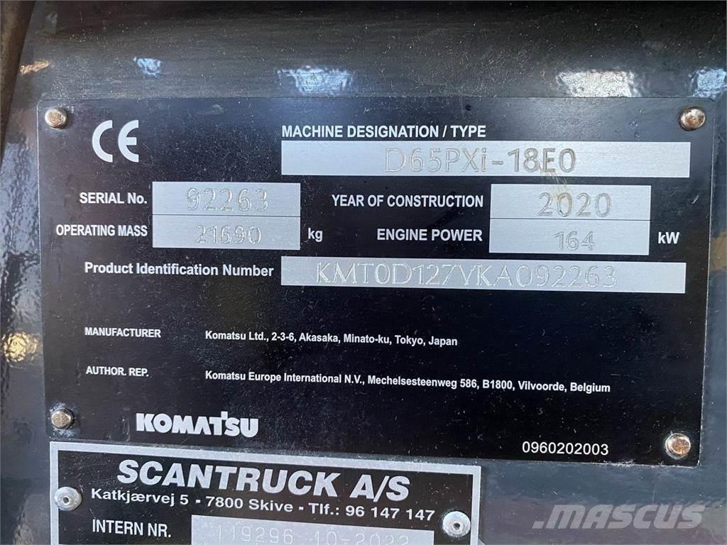 Komatsu D65PXI-18 Buldožeri guseničari