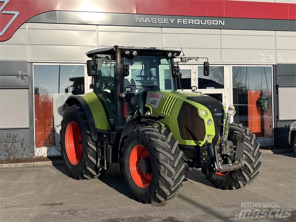 CLAAS Arion 640 Traktori