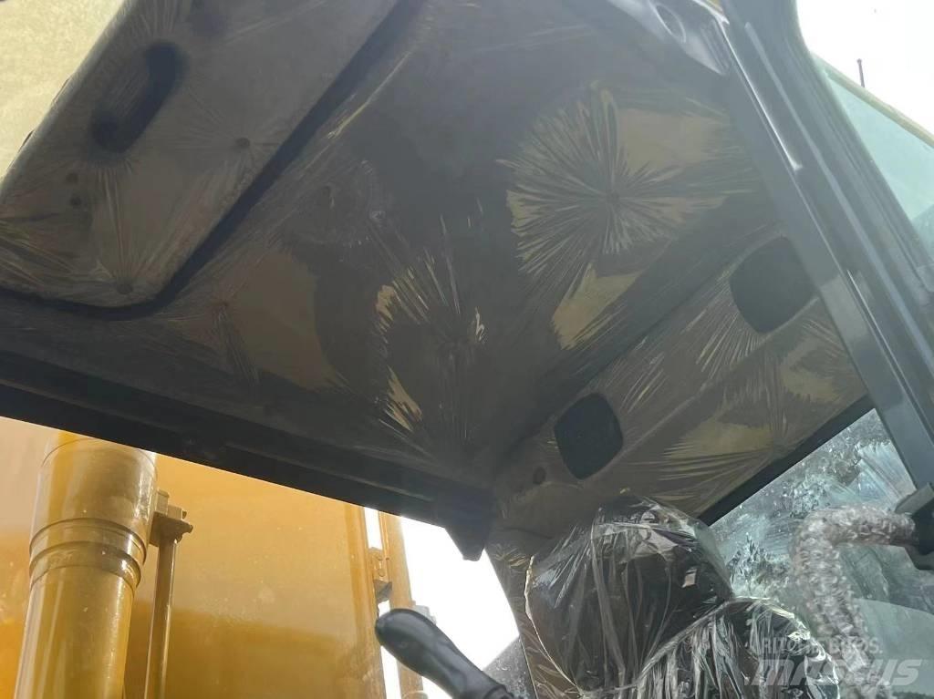 Komatsu PC 200 Midi bageri 7t – 12t