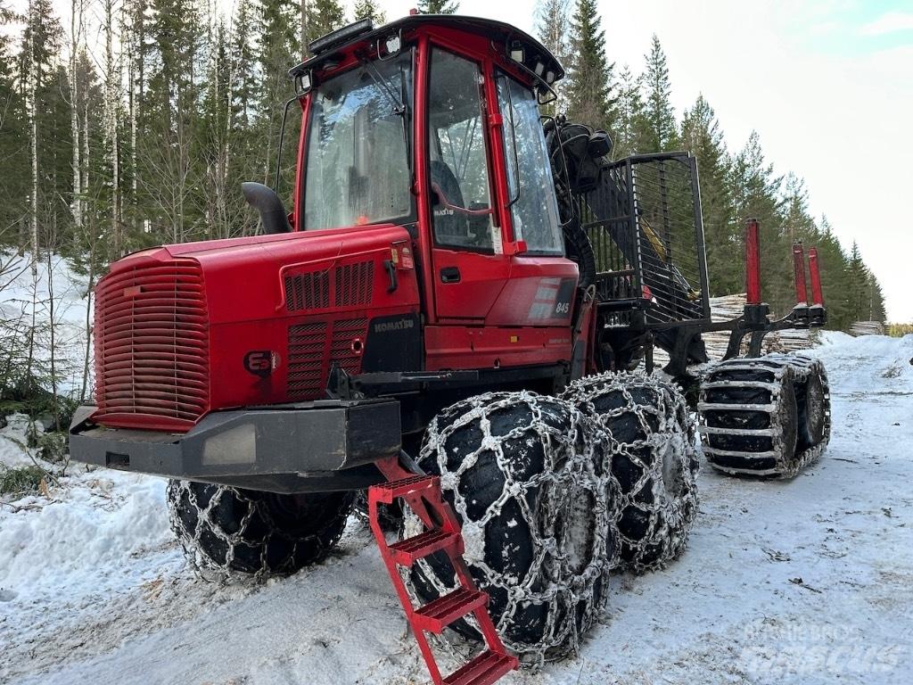 Komatsu 845 Forvarderi