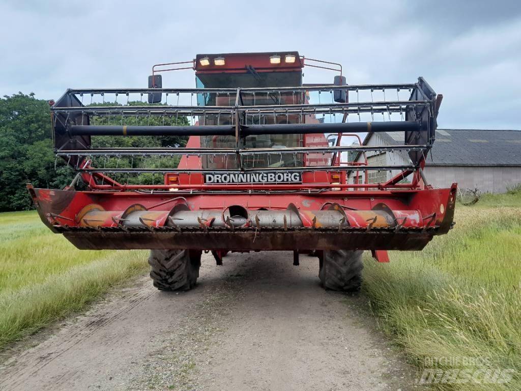 Dronningborg D 7500 Kombajni
