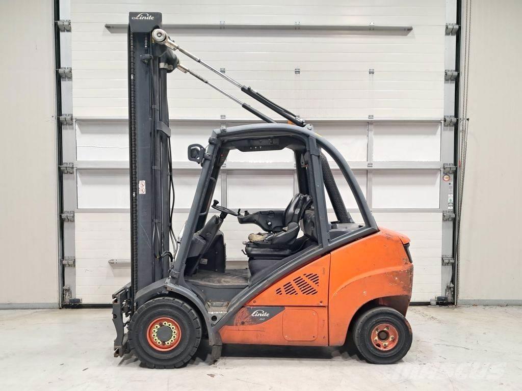 Linde H35D-02 Dizelski viljuškari