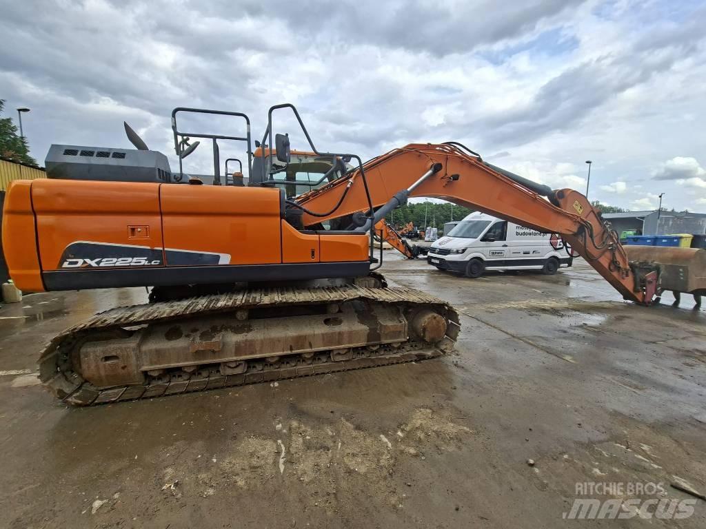 Doosan DX225LC-5 Bageri guseničari
