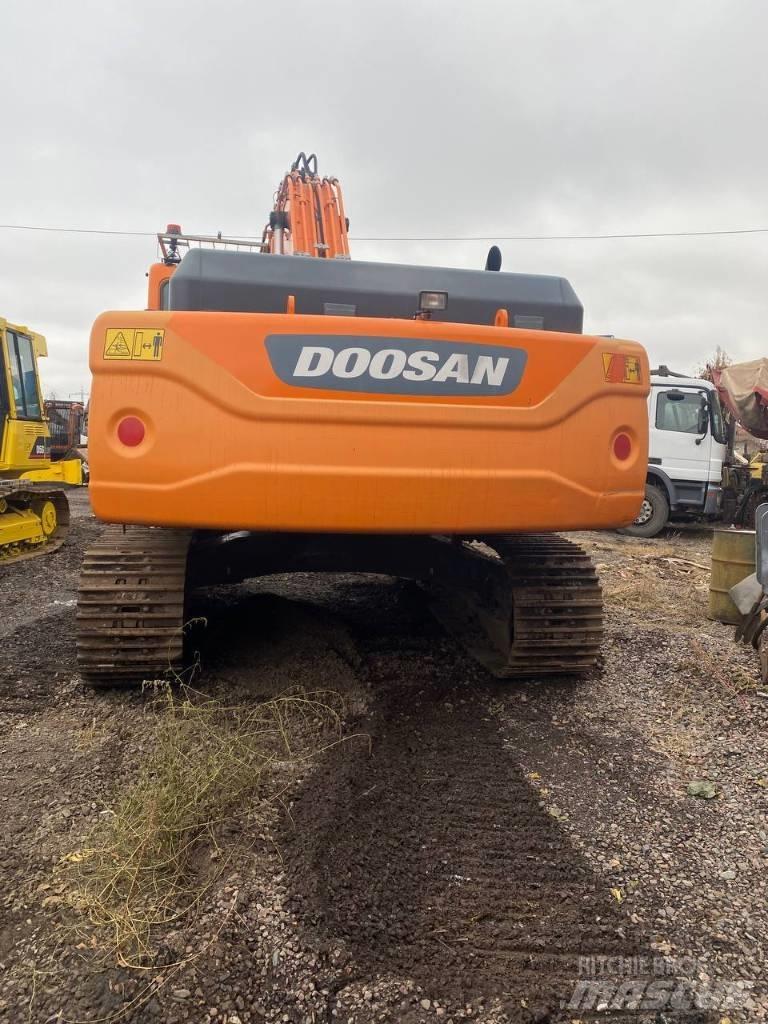 Doosan DX 340 LCA Bageri guseničari