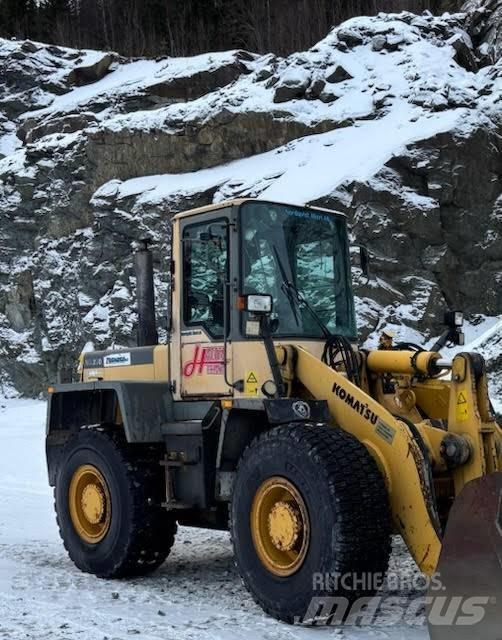 Komatsu WA 270 Utovarivači na točkove