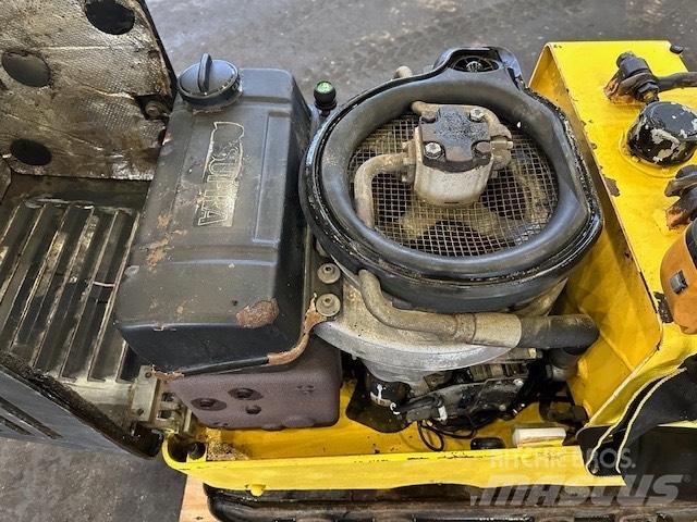 Bomag BPH80/65 Nabijači zemlje