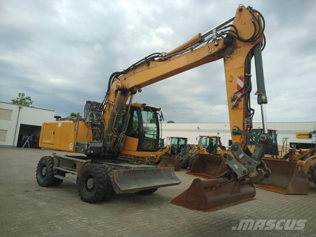 Liebherr A 924 Bageri točkaši