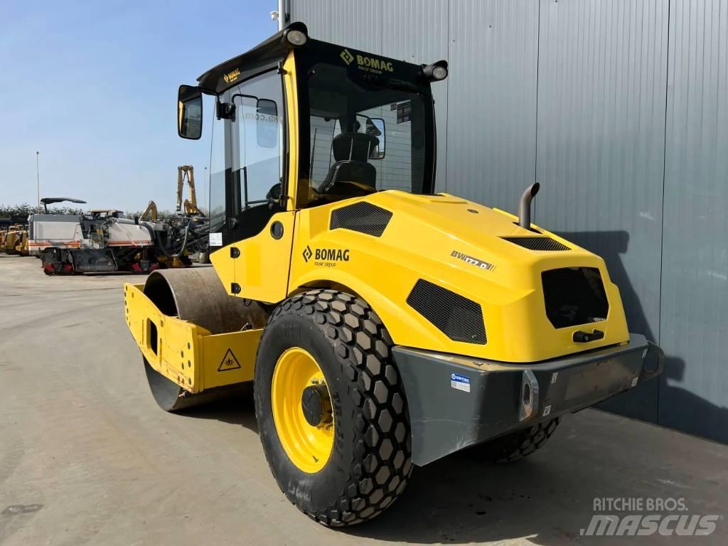 Bomag BW177D-5 Valjci sa jednim bubnjem