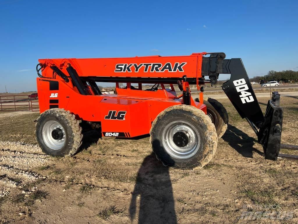 SkyTrak 8042 Teleskopski viljuškari