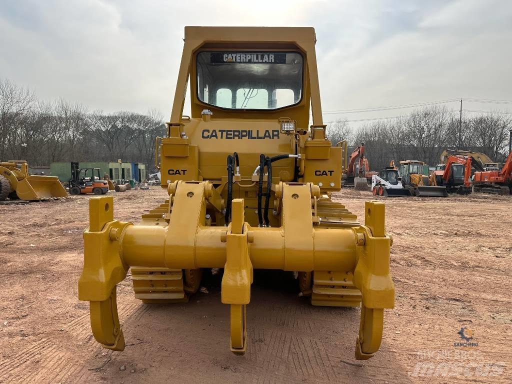 CAT D7G Buldožeri guseničari