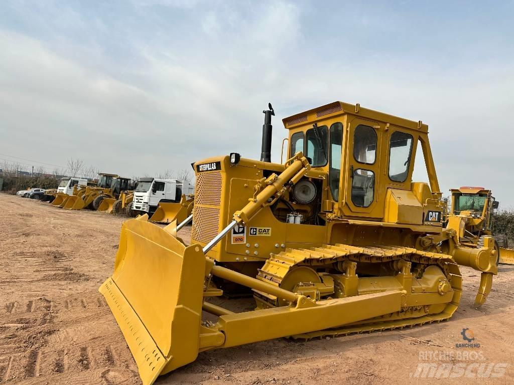 CAT D7G Buldožeri guseničari