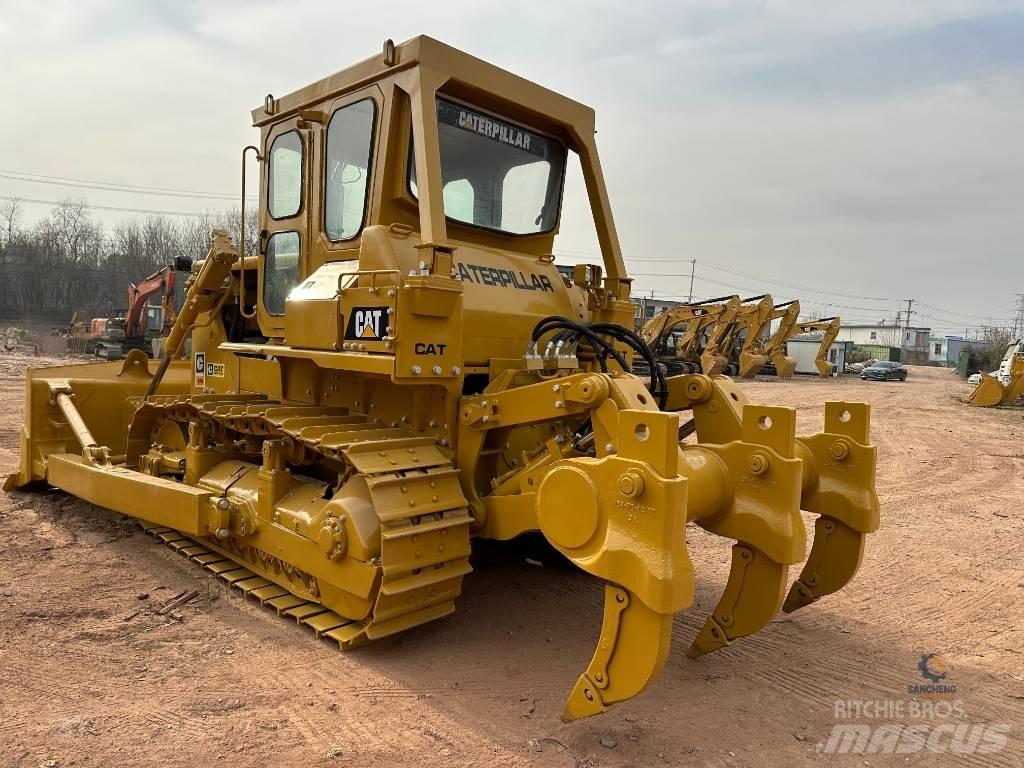 CAT D7G Buldožeri guseničari
