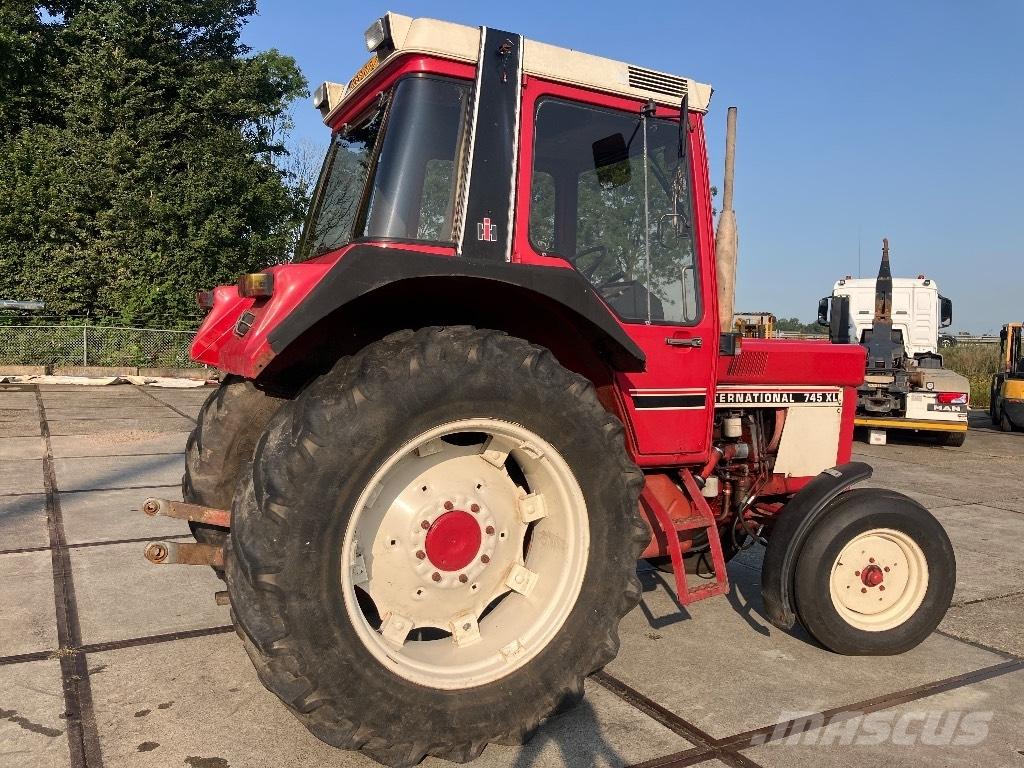 International 745xl Traktori