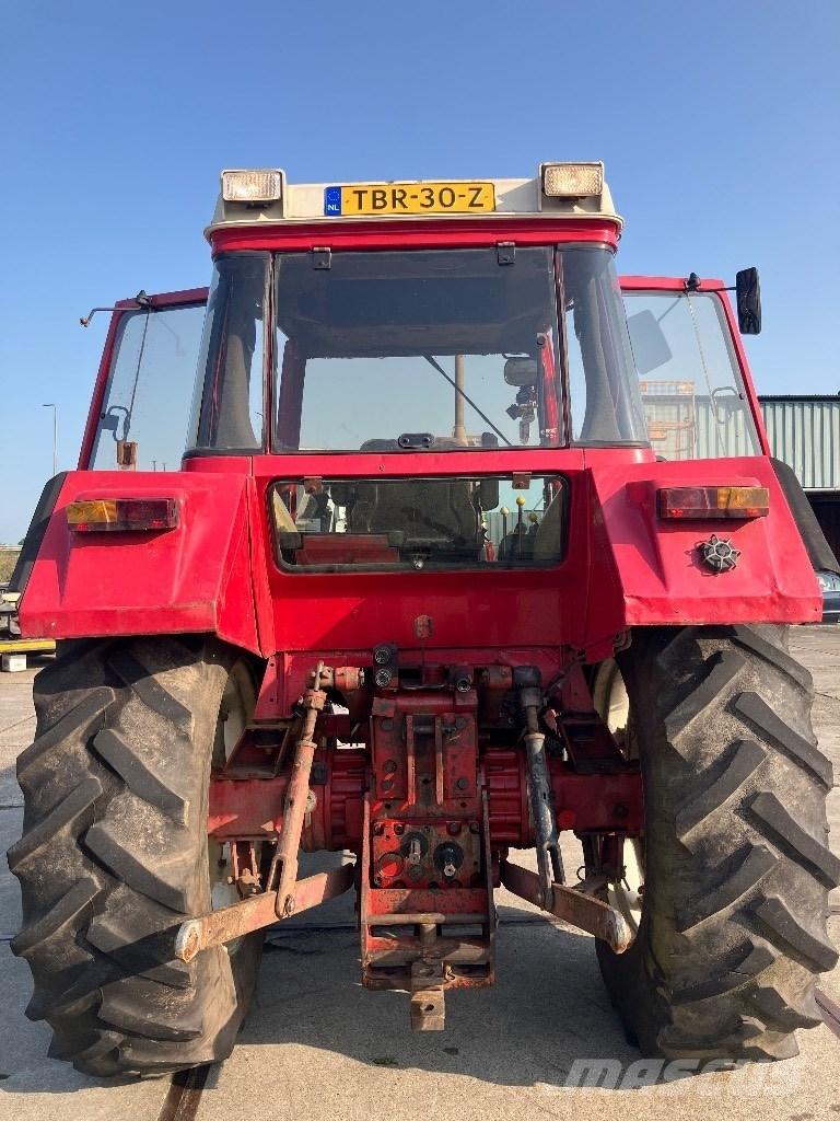 International 745xl Traktori