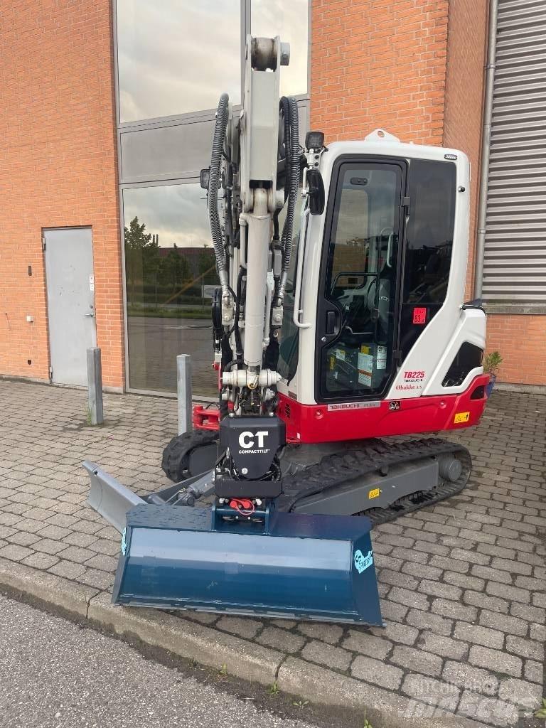 Takeuchi TB 225 Mini bageri < 7t