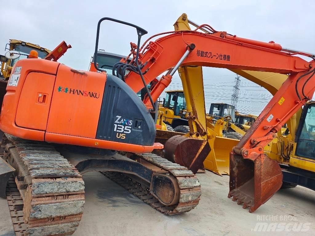 Hitachi ZX 135 US Bageri guseničari