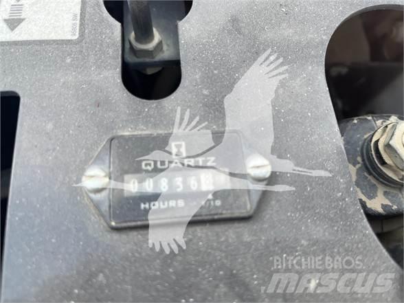 Bobcat MT100 Skid steer mini utovarivači