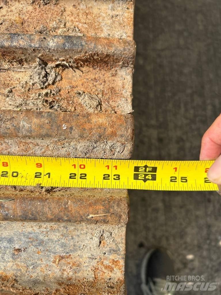 DEERE 130G Bageri guseničari