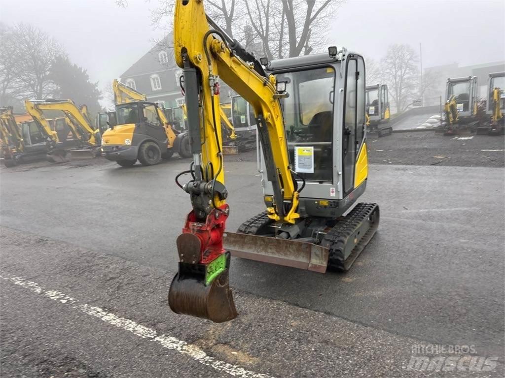 Wacker Neuson ET20 Bageri guseničari