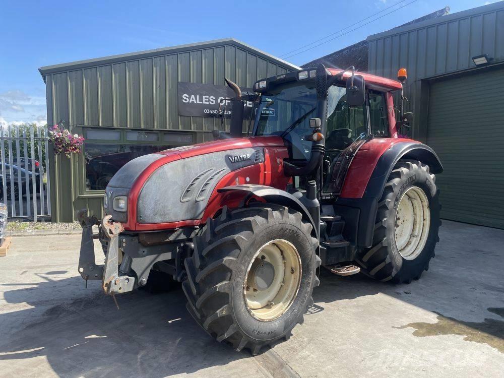 Valtra T 202 Versu Traktori