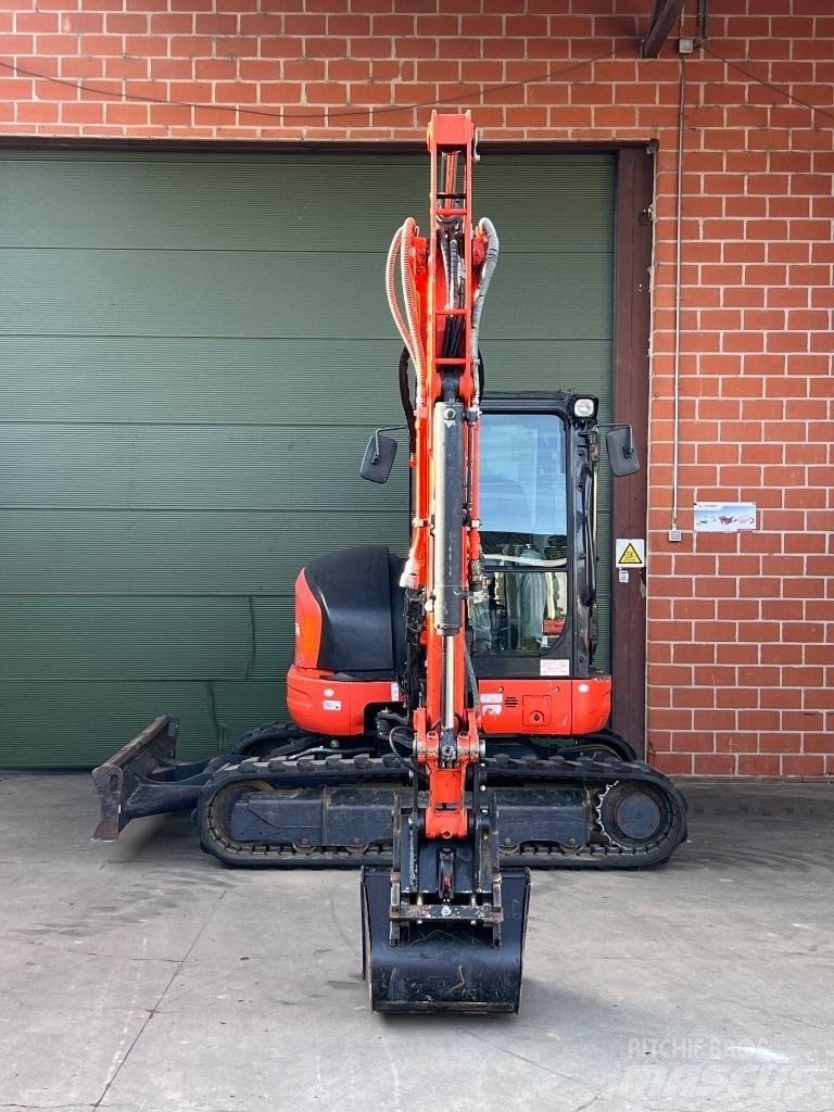 Kubota KX057 Mini bageri < 7t
