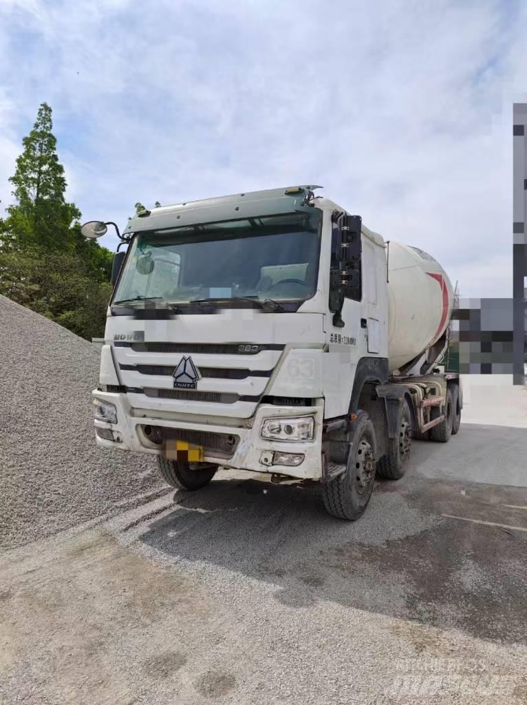 Howo 搅拌车 750 Polovne mešalice
