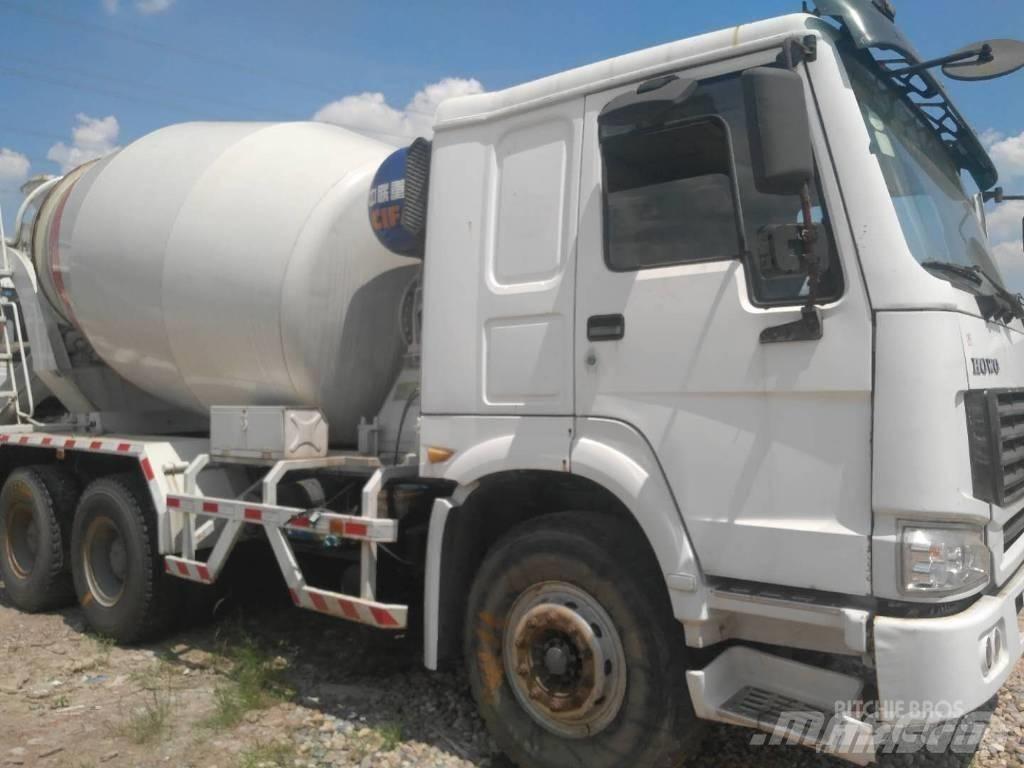 Howo 搅拌车 750 Polovne mešalice