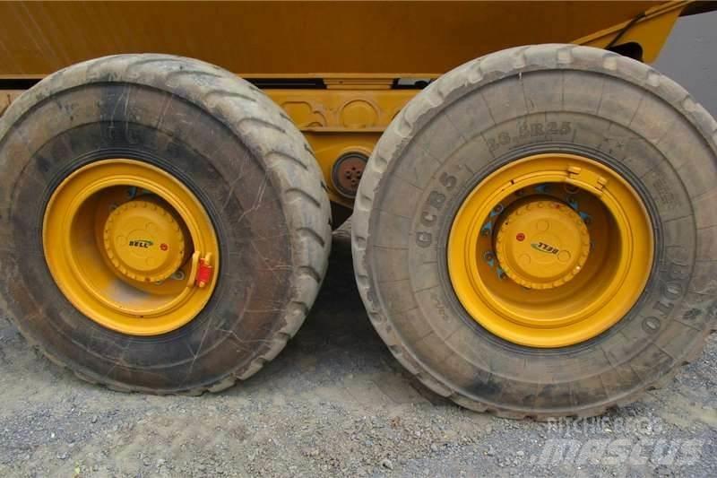 Bell B30D 22000L Ostali kamioni