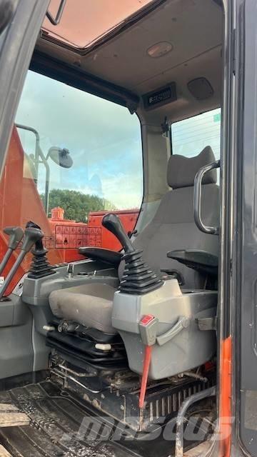Doosan DX 140 LCR-3 Bageri guseničari