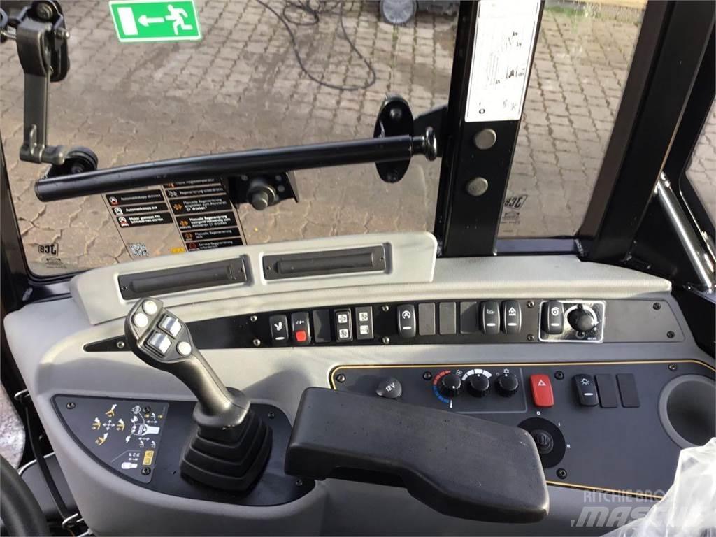 JCB TM 220 Agri Teleskopske podizne platforme