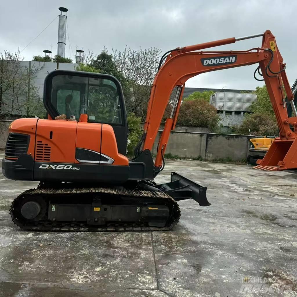 Doosan DX 60-9 C Mini bageri < 7t