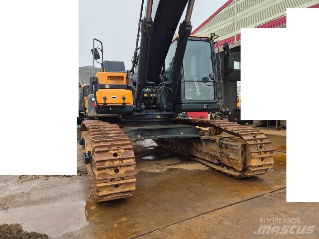 Hyundai HX 520 L Bageri guseničari