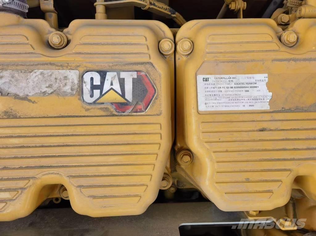 CAT 374 Bageri guseničari