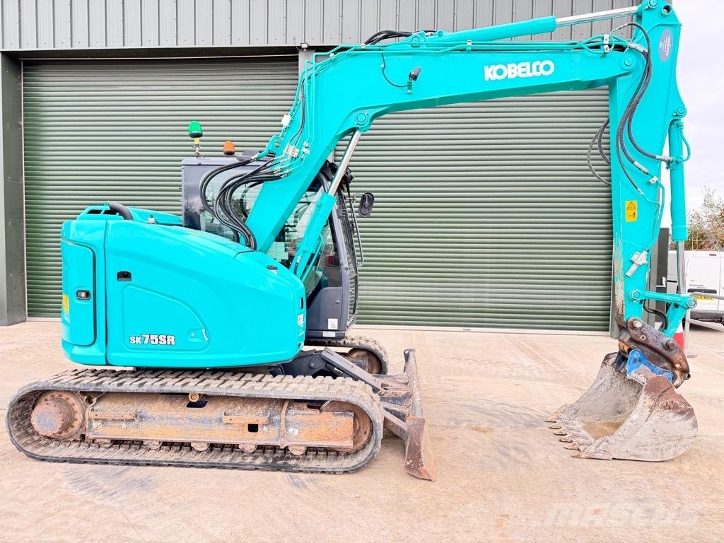 Kobelco SK75SR-7 Midi bageri 7t – 12t