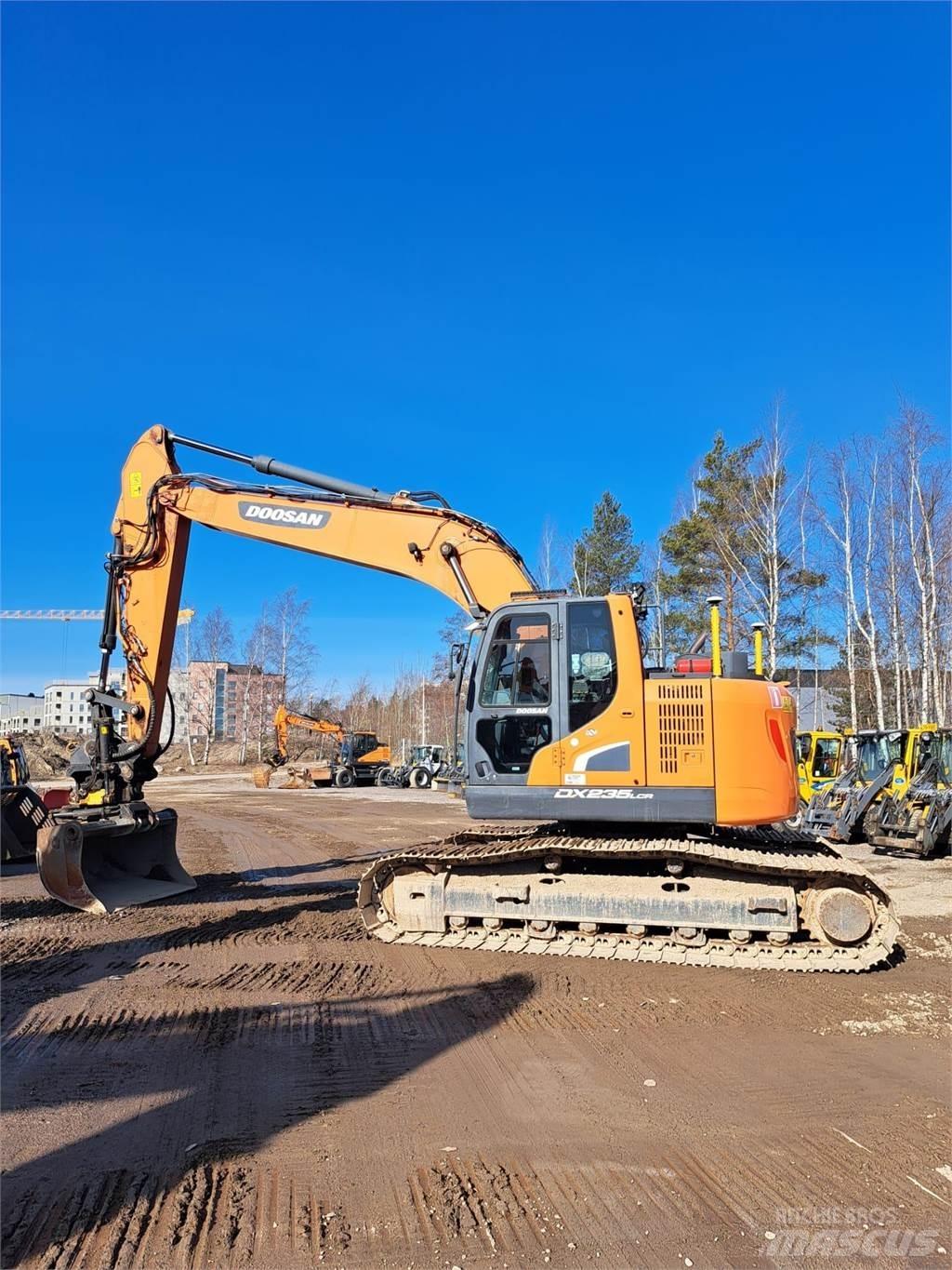 Doosan DX235LCR-5 Bageri guseničari