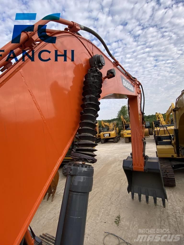 Doosan DX 340 LC Bageri guseničari