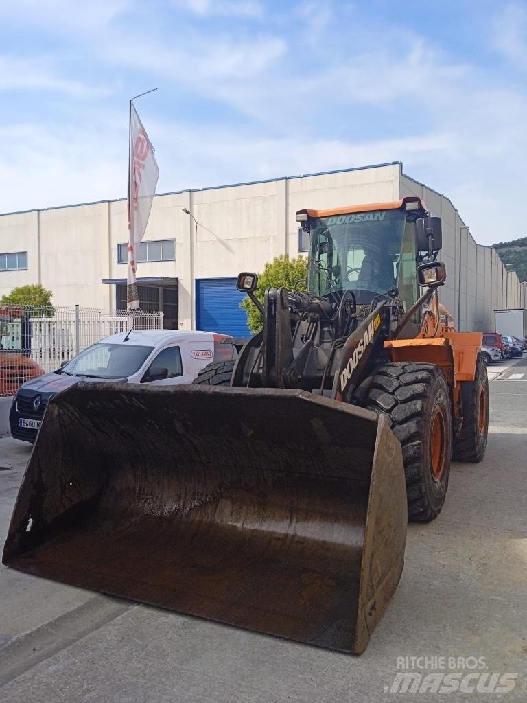 Doosan Dl250-5 Utovarivači na točkove