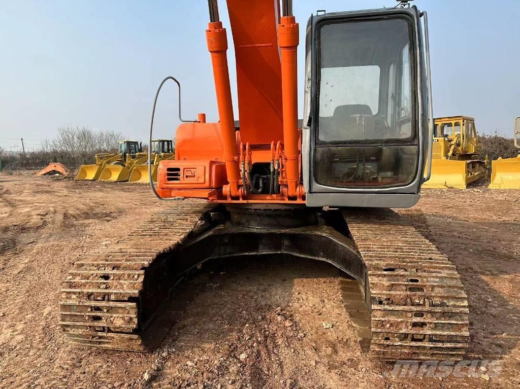 Hitachi EX 200 Bageri guseničari