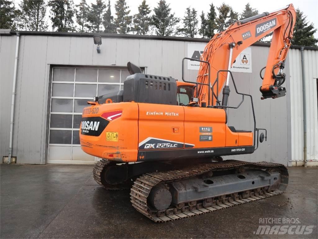Doosan DX225LC-7 Bageri guseničari