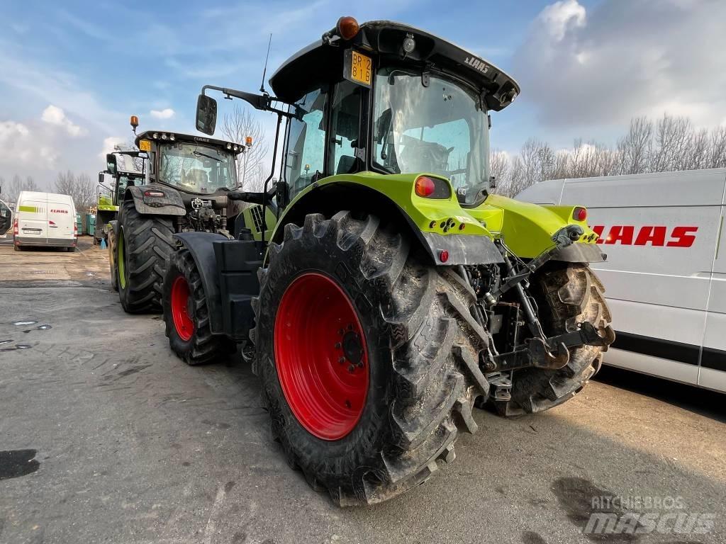 CLAAS Arion 650 Traktori