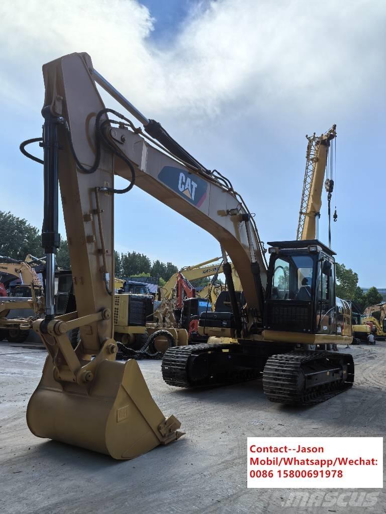 CAT 320D2 Bageri guseničari