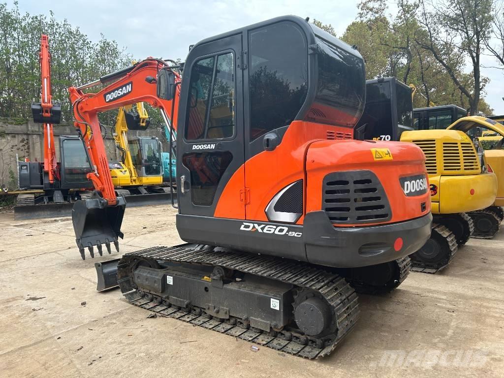 Doosan DX 60-9 C Bageri guseničari