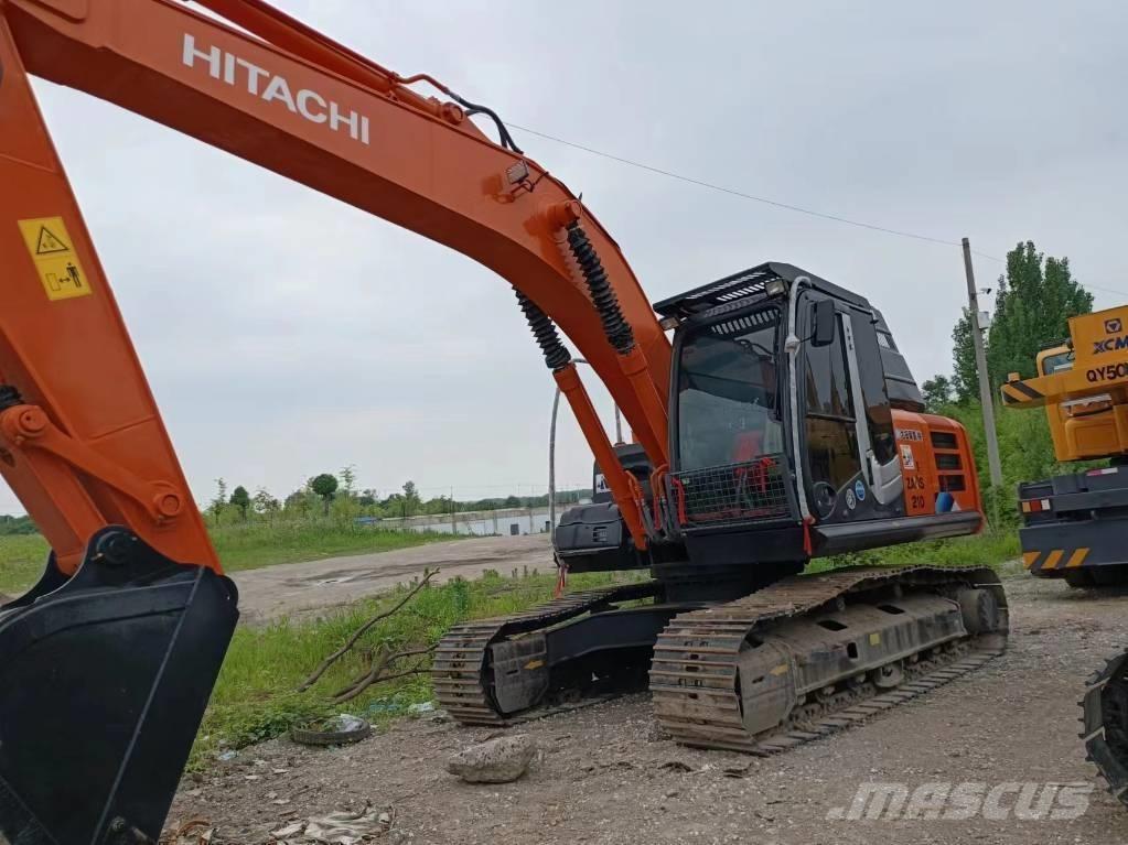 Hitachi ZX210 Bageri guseničari
