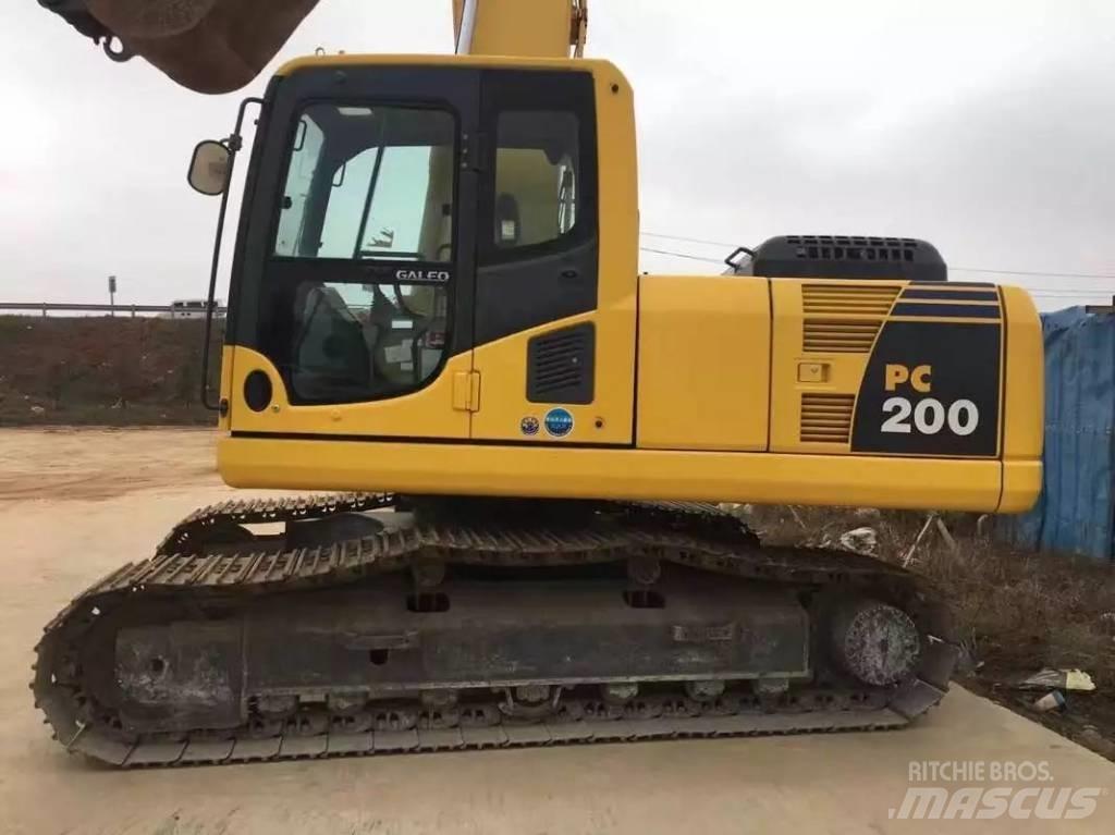 Komatsu PC 200-8 Bageri guseničari