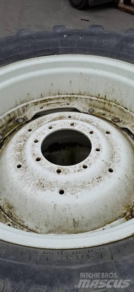 Firestone 540/65R_34 Gume, točkovi i felne