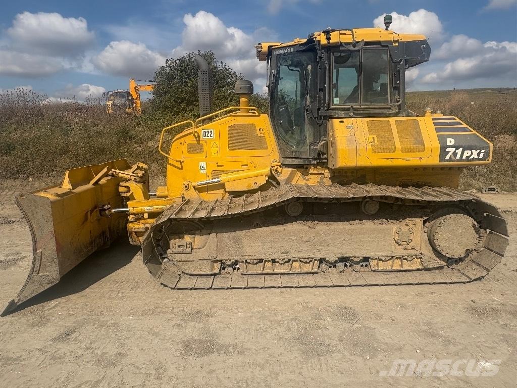 Komatsu D71PXI-24 Buldožeri guseničari
